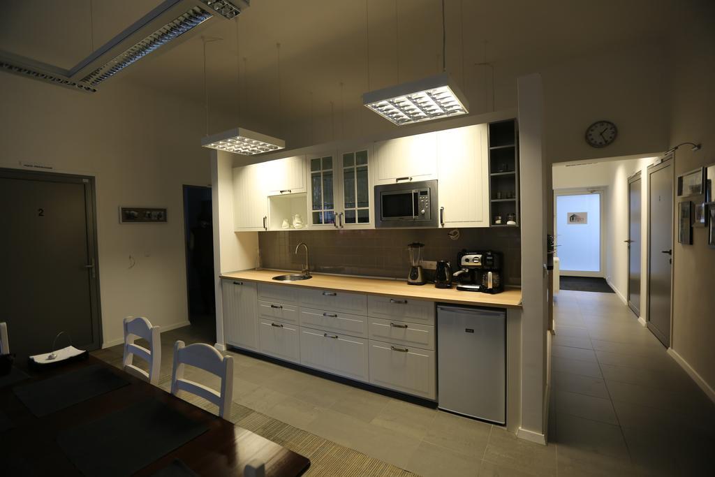 Ll20 Hostel Варшава Екстериор снимка