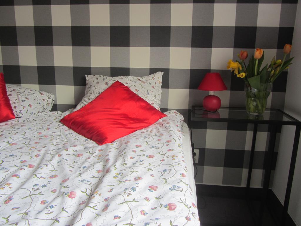 Ll20 Hostel Варшава Екстериор снимка