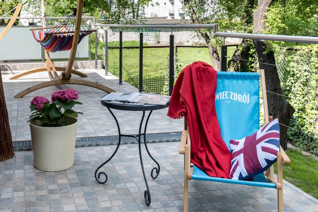 Ll20 Hostel Варшава Екстериор снимка