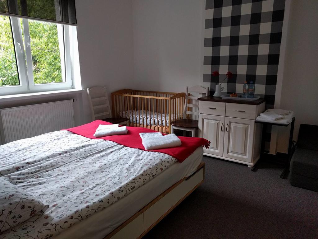 Ll20 Hostel Варшава Екстериор снимка