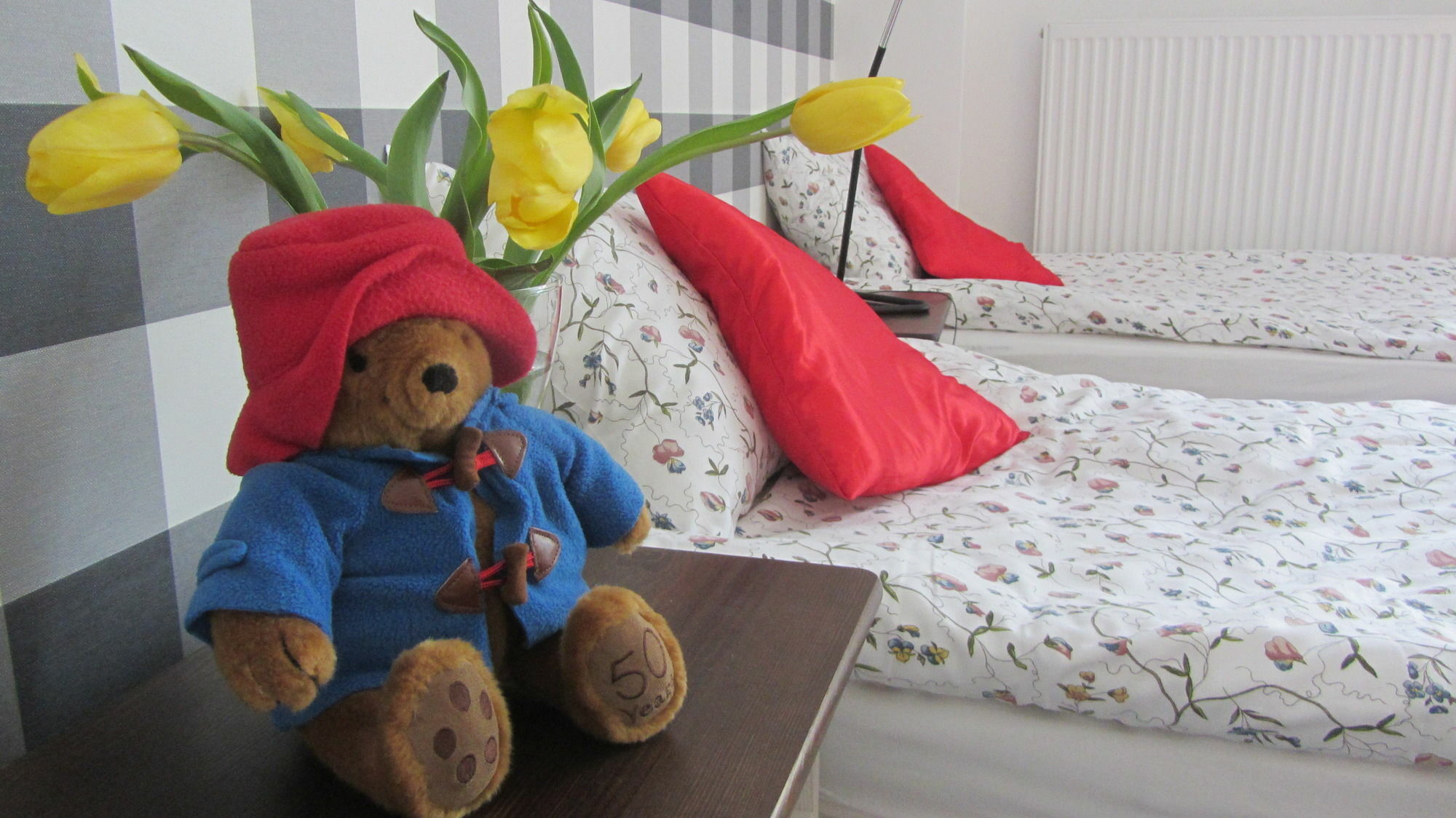 Ll20 Hostel Варшава Екстериор снимка